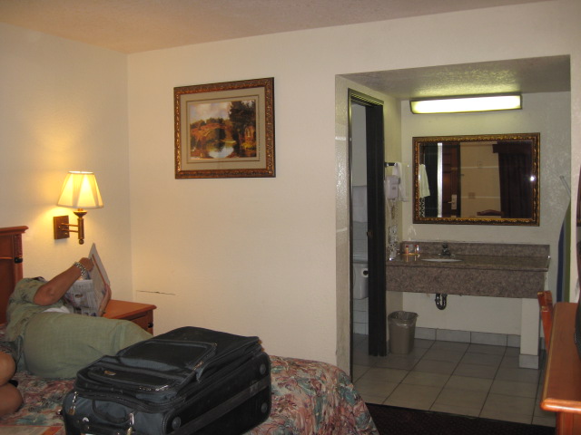 617x456 pixels (82K)